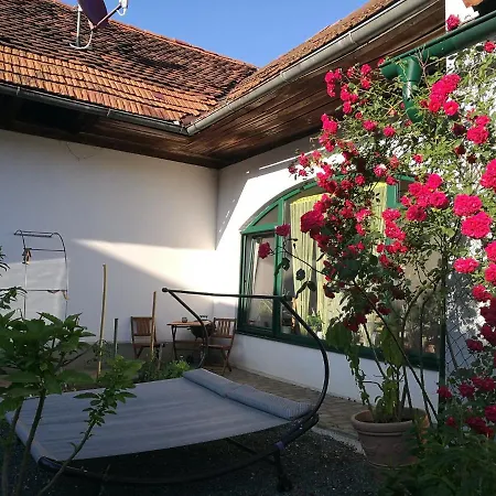 In Loipersdorf/steiermark 39711